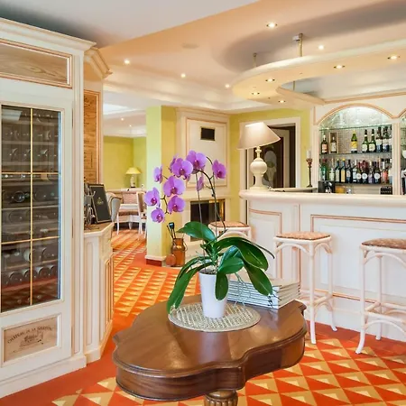 Au Gay Hotel Faverges