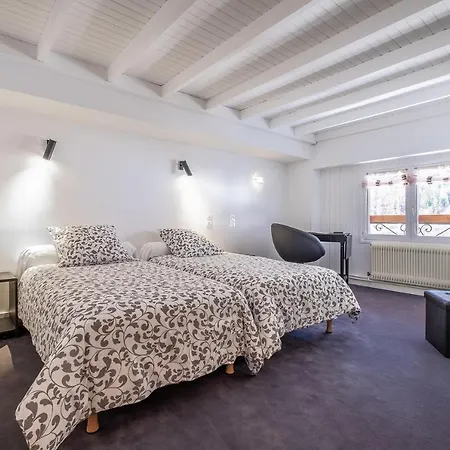 Au Gay Hotel 3*
